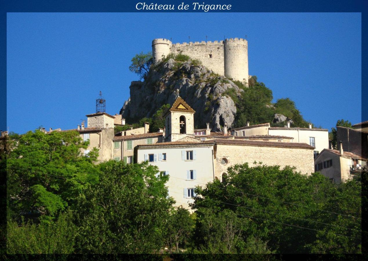 Chateau De Trigance Esterno foto